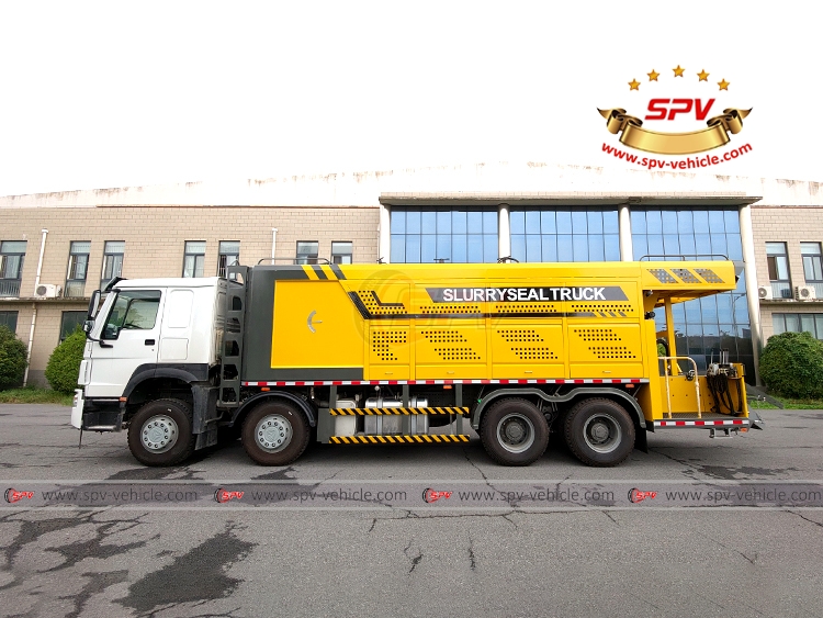 Slurry Sealing Truck Sinotruk - LS